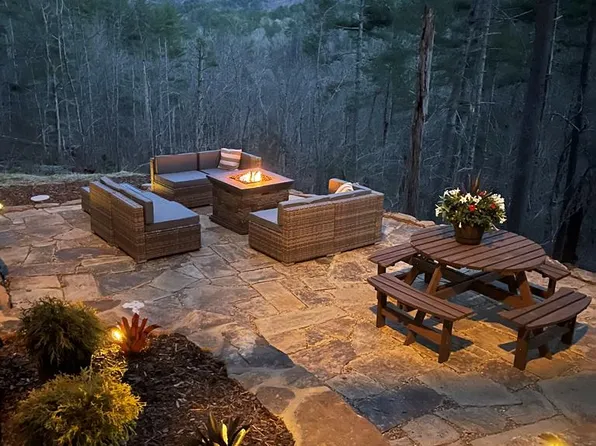 969 Hidden Lake Dr, Cherry Log, GA 30522