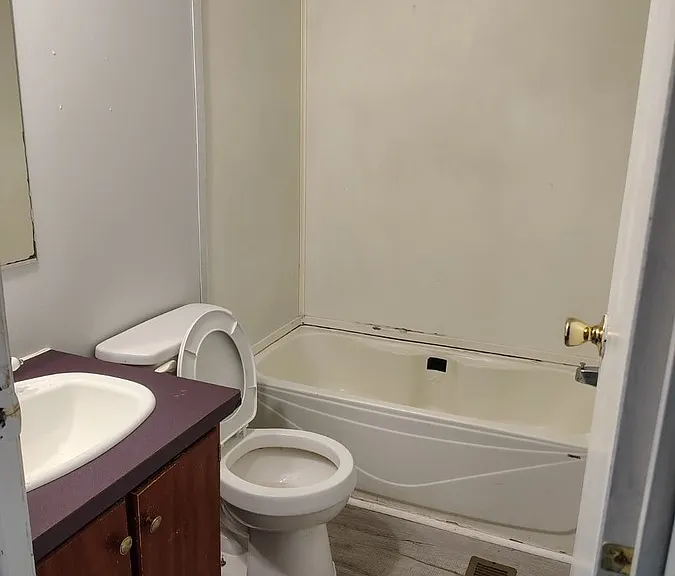 301 Old Tavern Ln #301 — Photo 8
