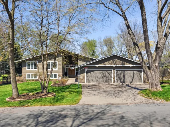 6570 Rustic Rd SE, Prior Lake, MN 55372