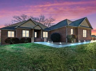 51 Thornhill Rd, Boaz, AL 35956