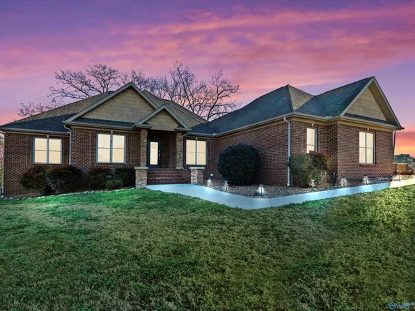 51 Thornhill Rd, Boaz, AL 35956