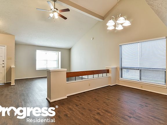 4th image of 2322 Buttonhill Dr