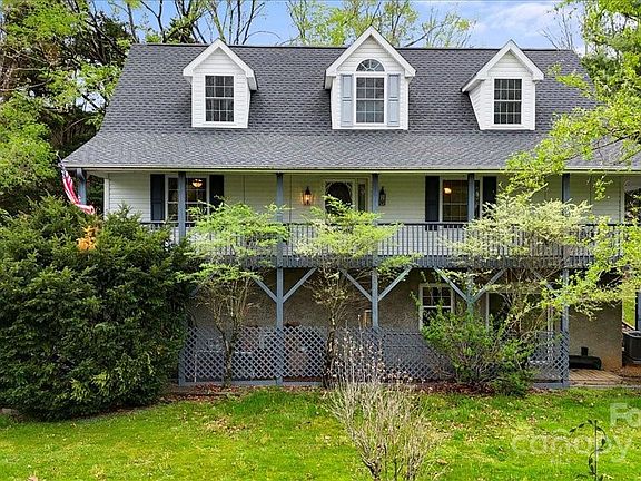2nd image of 16 Derry Dr