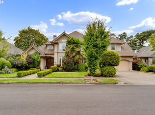 3892 Mirror Pond Way, Eugene, OR 97408