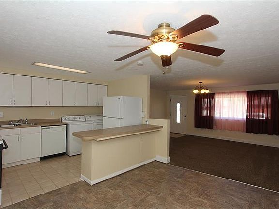 5th image of 2142 Mattis Dr