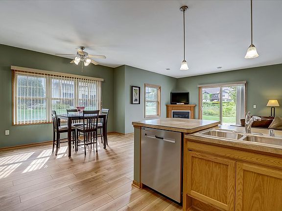 4th image of 1647 New Port Vista Dr