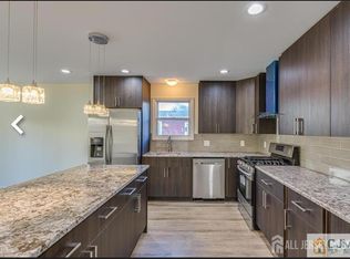 19 Henry St, Edison, NJ 08820