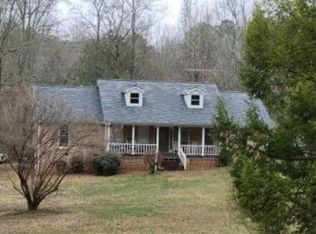 762 Old Griffin Rd, Dallas, GA 30157