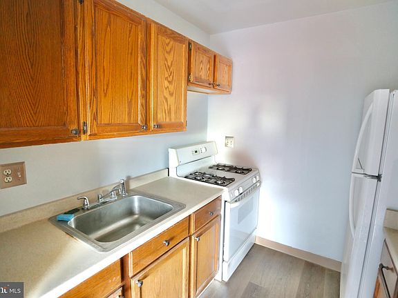 4th image of 3400 25th St S APT 30