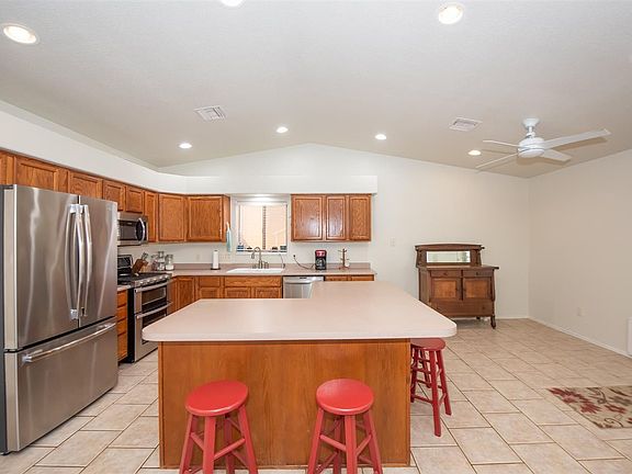 4th image of 11184 E 25th Pl