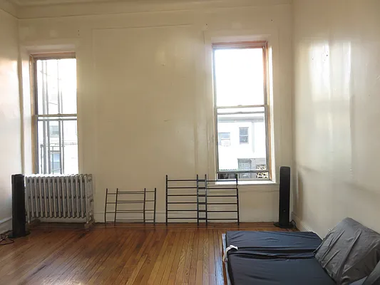 Rented by Rennit Inc. | media 39