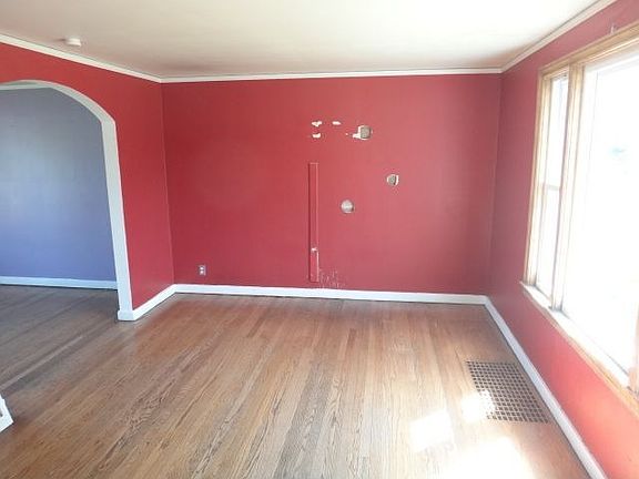 2nd image of 3407 S 57th Ave