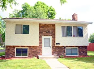 1427 Idaho Ave E, Saint Paul, MN 55106