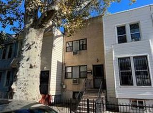 453 Chestnut St, Brooklyn, NY 11208