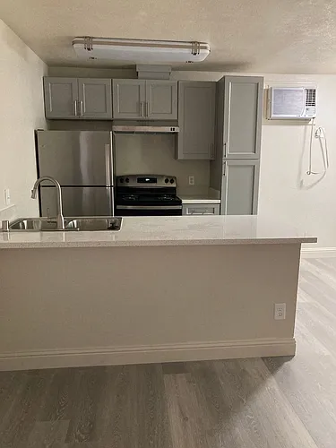 Yosemite Avenue Apartments Photo 1