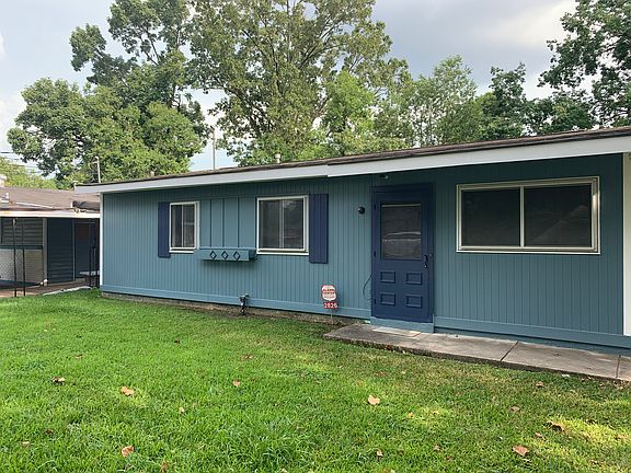 2nd image of 2826 73rd Ave