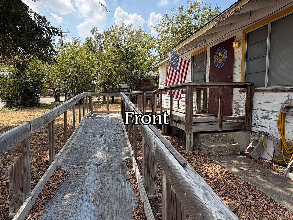 1st image of 607 E 19th St