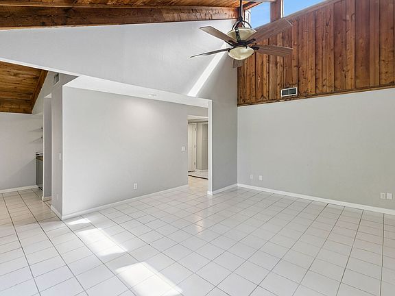 3rd image of 5339 Indian Creek Dr