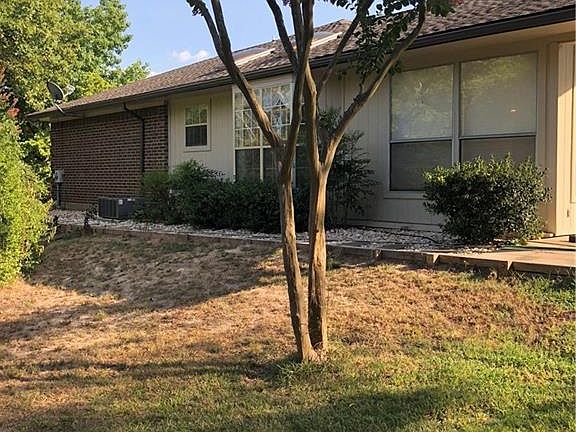 2nd image of 81 Fairway Dr