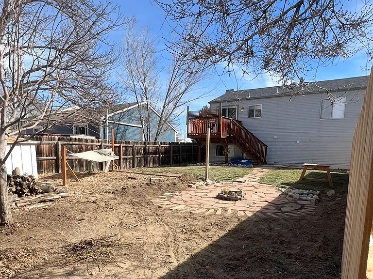 2137 Tulip St — Photo 3