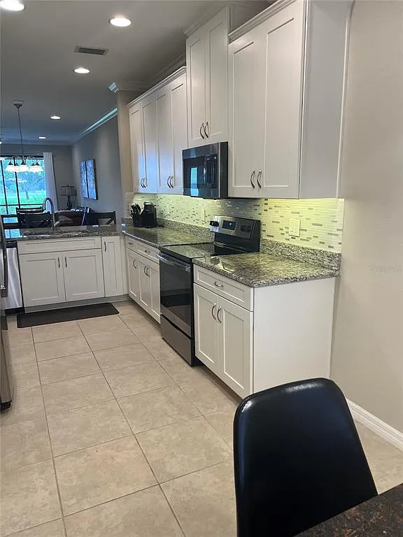 2 bed, 2.0 bath, 1528 sqft, $3,000 — Photo 4
