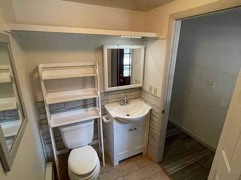 2nd half bathroom.