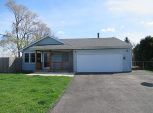 613 Christine Dr, McHenry, IL 60051