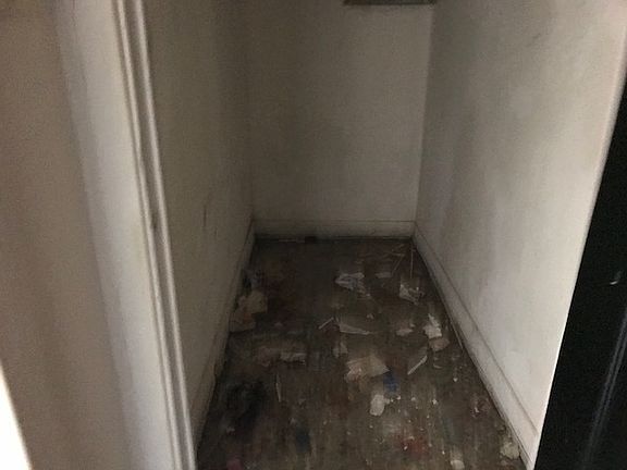5th image of 4848 S Drexel Blvd #3W