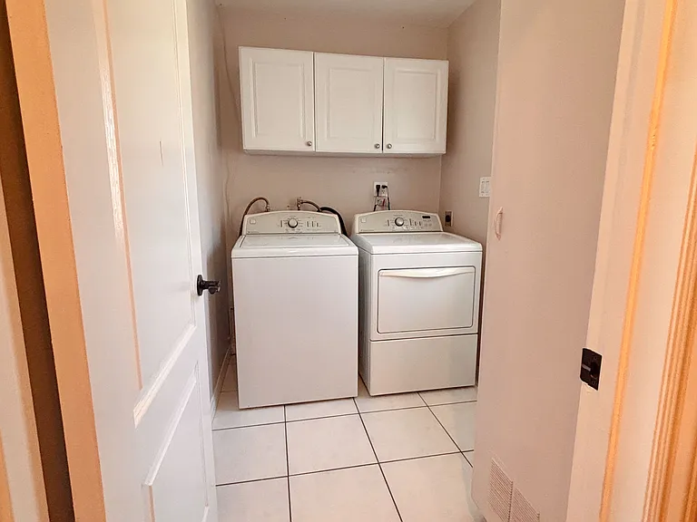 16542 Fountain Ln — Photo 12