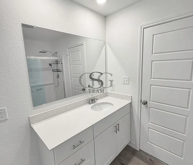 819 Bluegrass Point — Photo 22