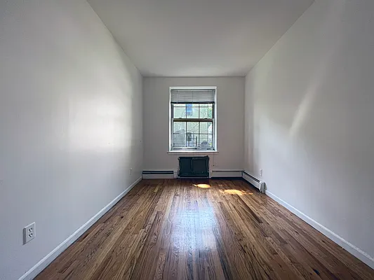 Rented by Bohemia Realty Group | media 19