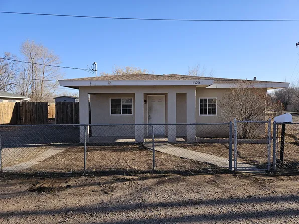 1320 Rinconado Ln SW, Albuquerque, NM 87105