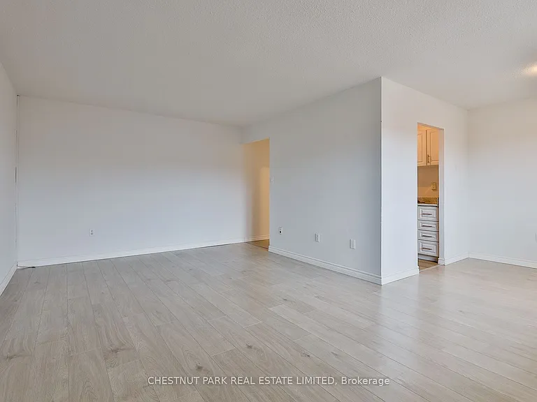 888 Glen St #408 — Photo 3
