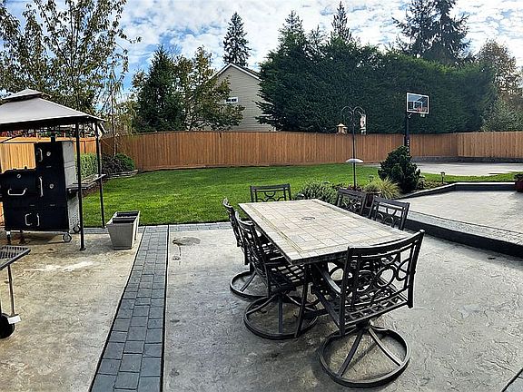 3rd image of 13925 67th Ave SE