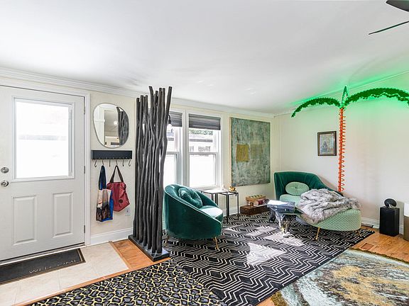 3rd image of 53 Crooked Island Circle