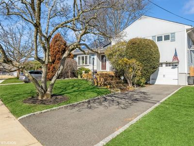 2645 Elm Drive, North Bellmore, NY, 11710