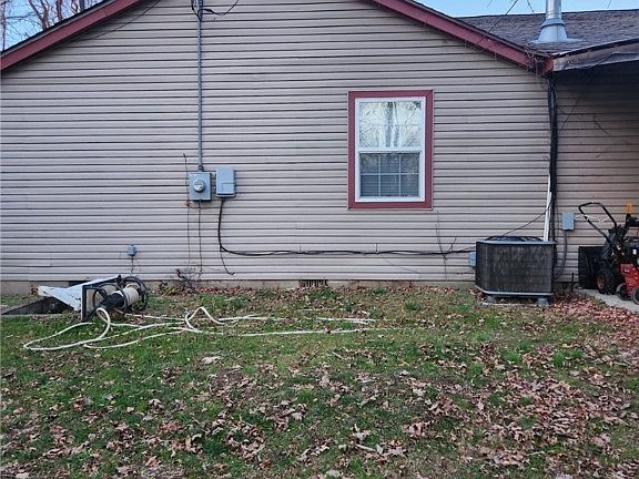 5th image of 7045 Harriet Ave