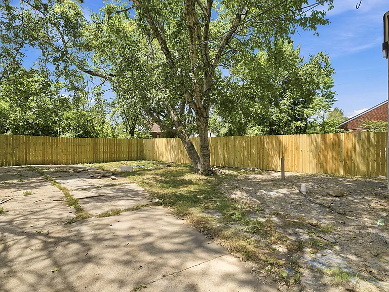 3677 Somerset Ave — Photo 27