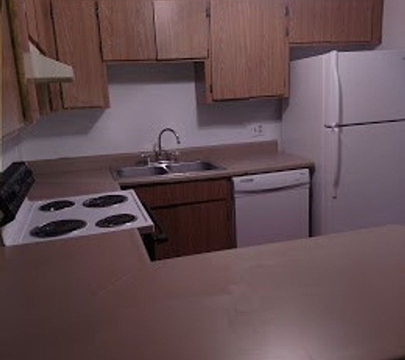 1st image of 1752 W Jackson Ln #202