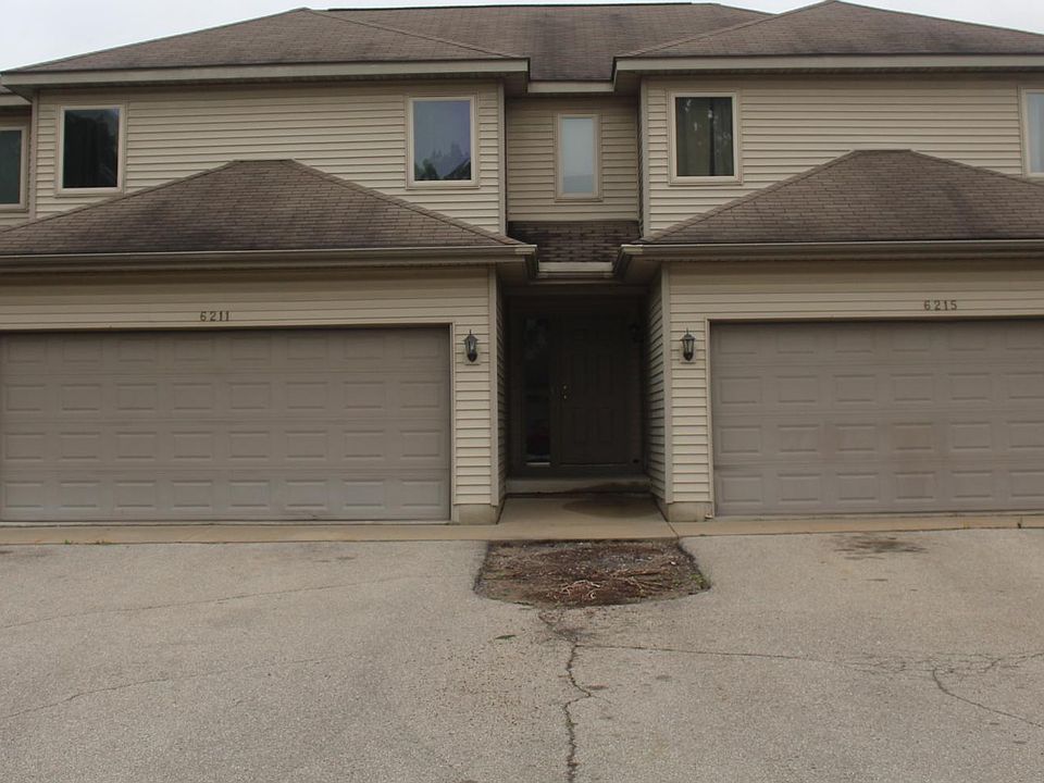 1st image of 6211 Loretta Ln