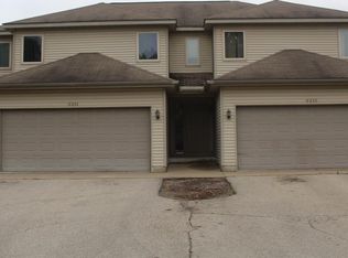 6211 Loretta Ln, Midland, MI 48640