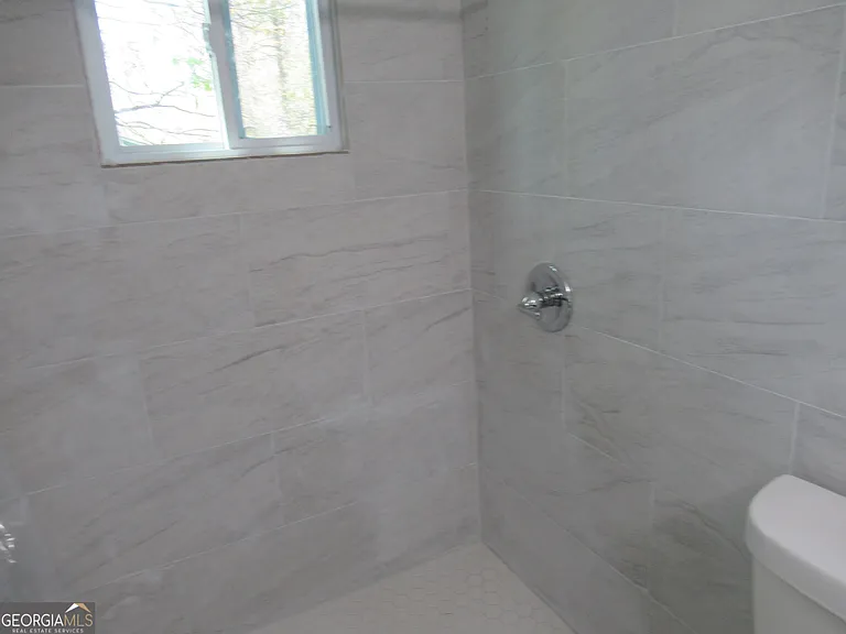 229 Fox Mountain Rd — Photo 16
