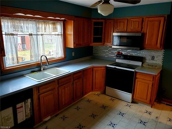 5th image of 1464 W 34th St