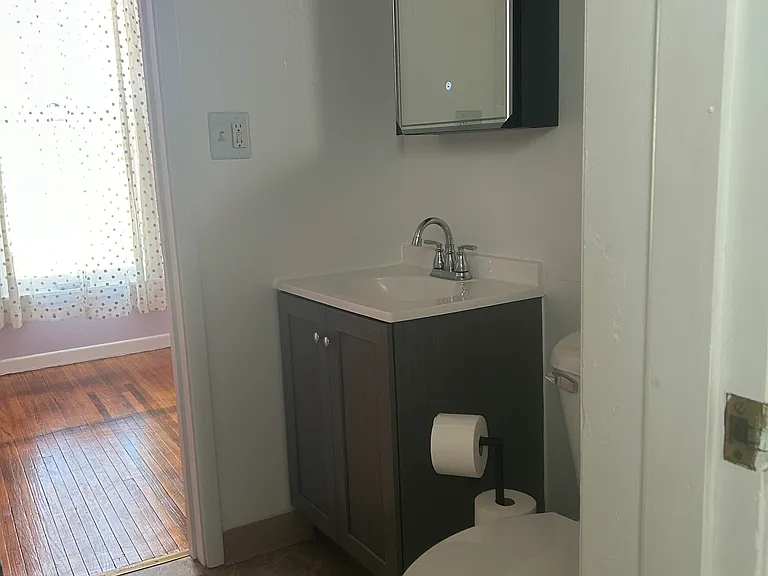 412 W Call St #2 — Photo 4