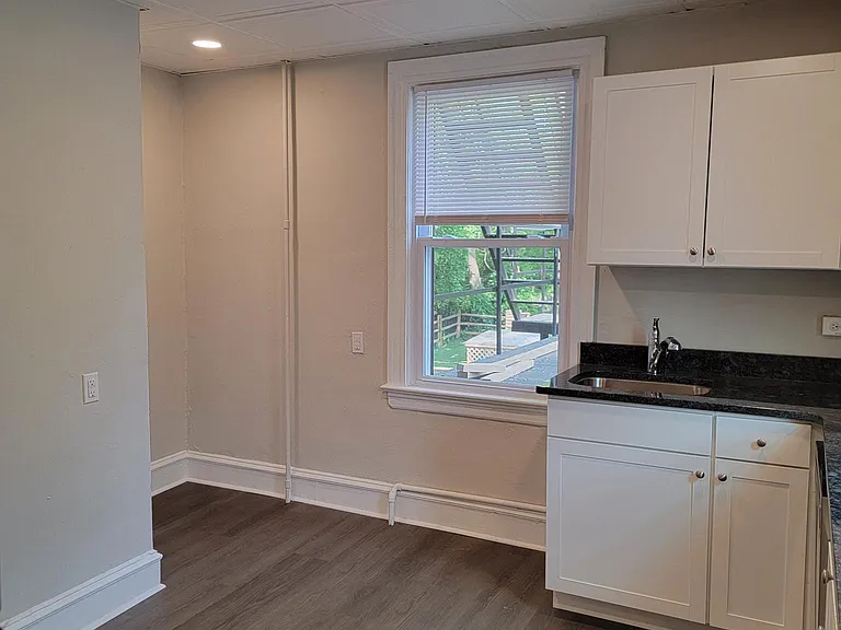 124 Cricket Ave #2 — Photo 5