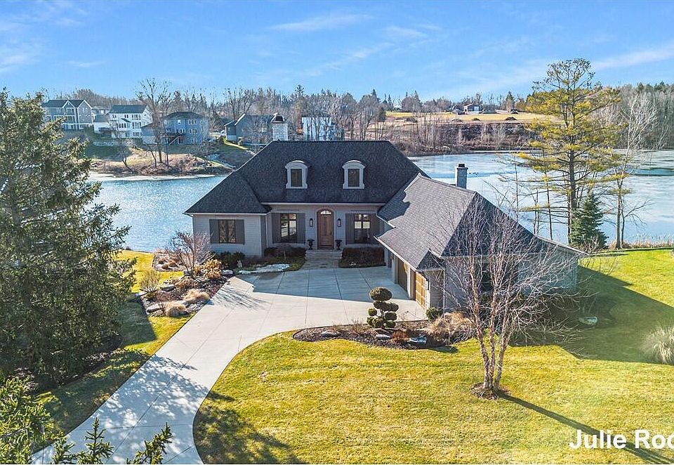 1st image of 3734 Water Leaf Ct NE