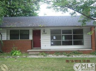 27160 Spring Arbor Dr, Southfield, MI 48076