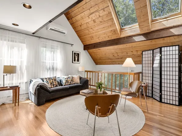 111 Chilton St, Cambridge, MA 02138