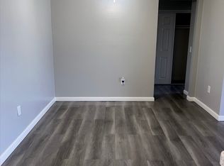66260 Hayvenhurst Ave, Van Nuys, CA 91406