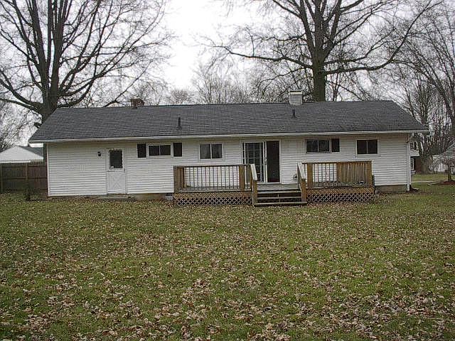 2nd image of 410 Steele Ave